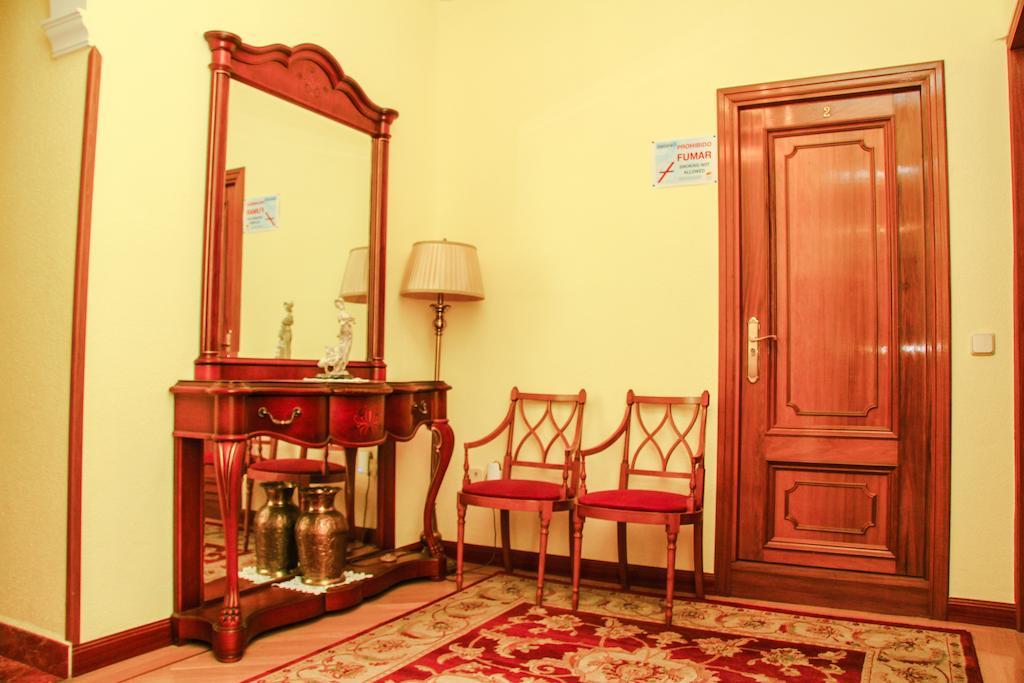 Pension Numancia Madrid Exterior photo